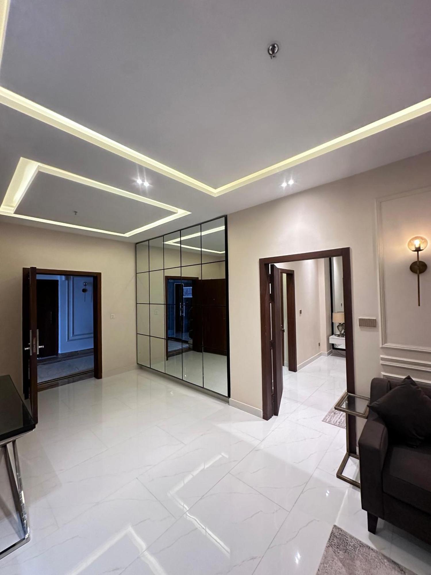 Pavilion Suites - Premium Aparthotel In Bahria Town Ραβαλπίντι Εξωτερικό φωτογραφία