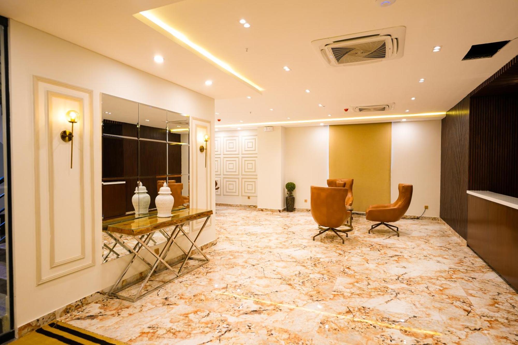 Pavilion Suites - Premium Aparthotel In Bahria Town Ραβαλπίντι Εξωτερικό φωτογραφία