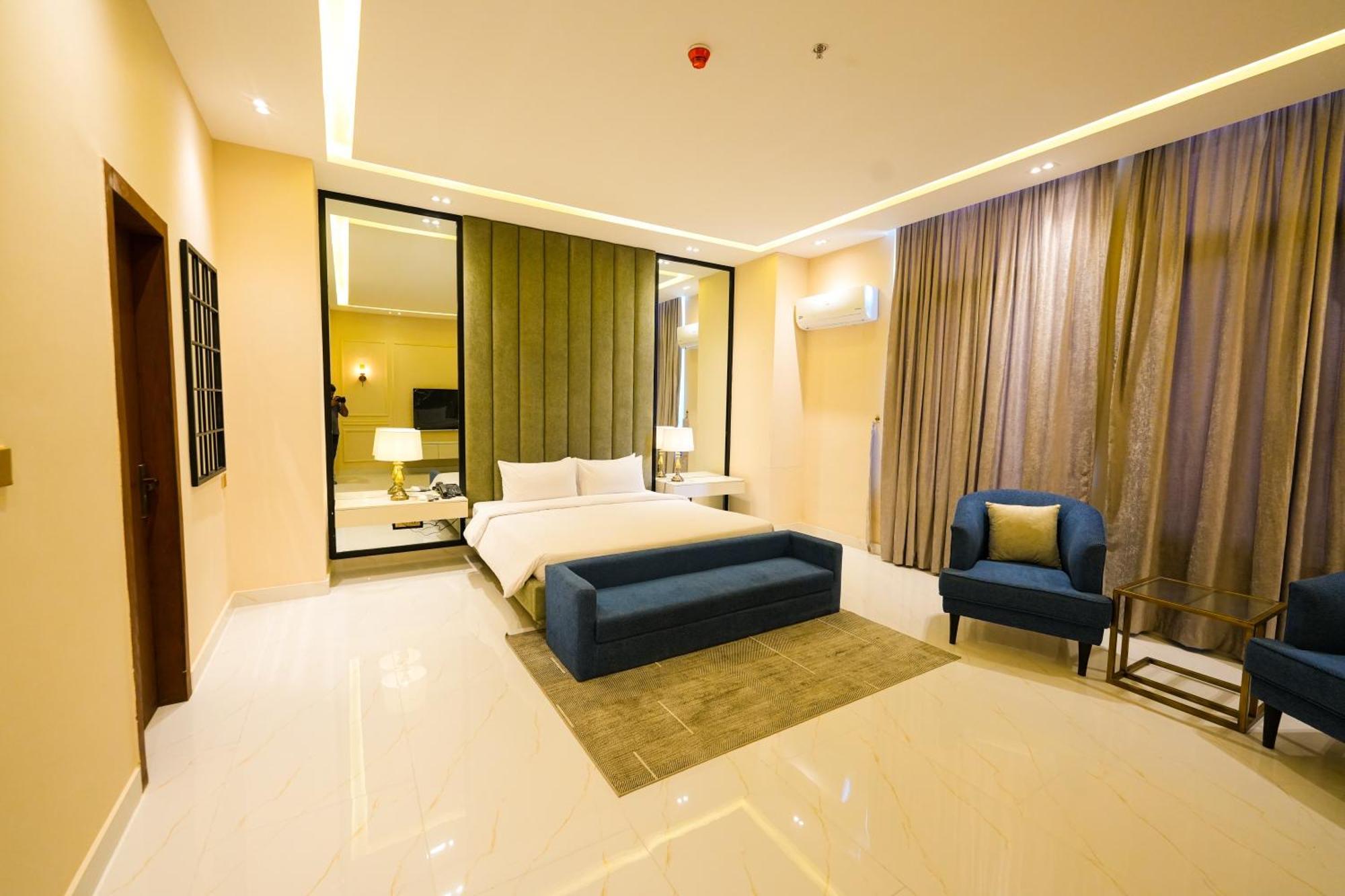 Pavilion Suites - Premium Aparthotel In Bahria Town Ραβαλπίντι Εξωτερικό φωτογραφία