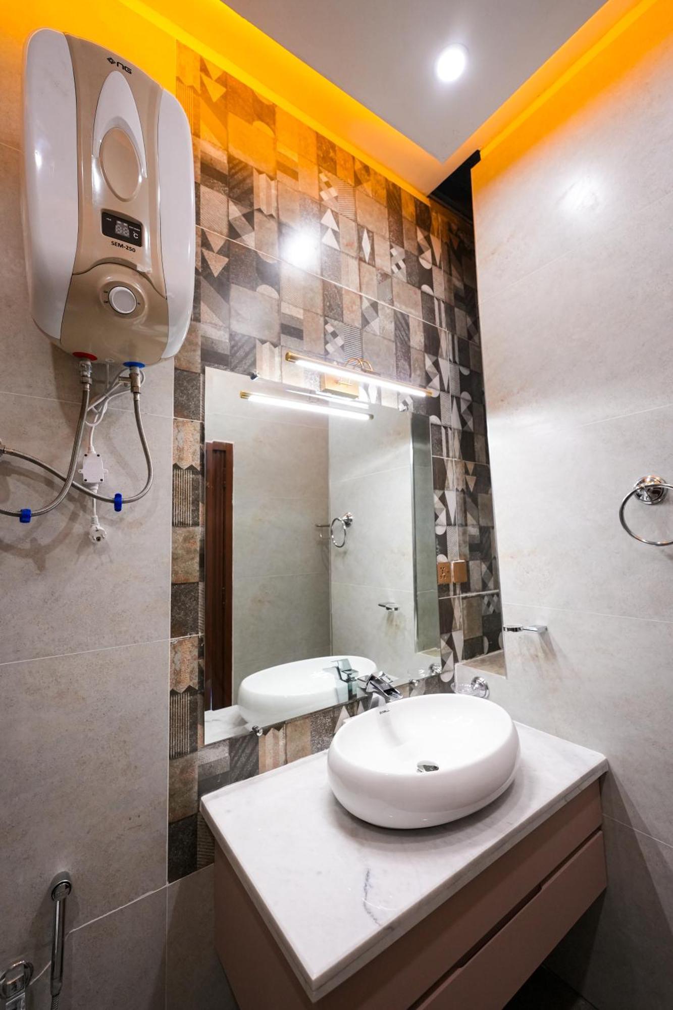 Pavilion Suites - Premium Aparthotel In Bahria Town Ραβαλπίντι Εξωτερικό φωτογραφία